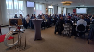 Über 100 Teilnehmer informieren sich über Wärmepumpen in der Heizungstechnik